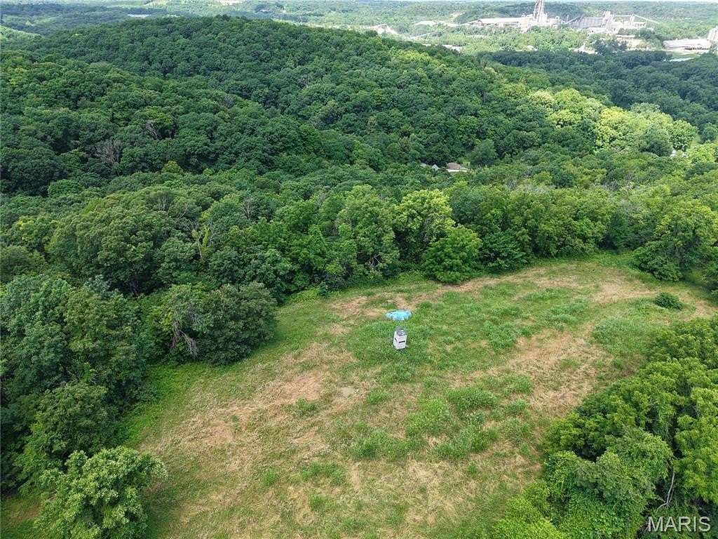 24 Acres of Recreational Land & Farm for Sale in Hannibal, Missouri