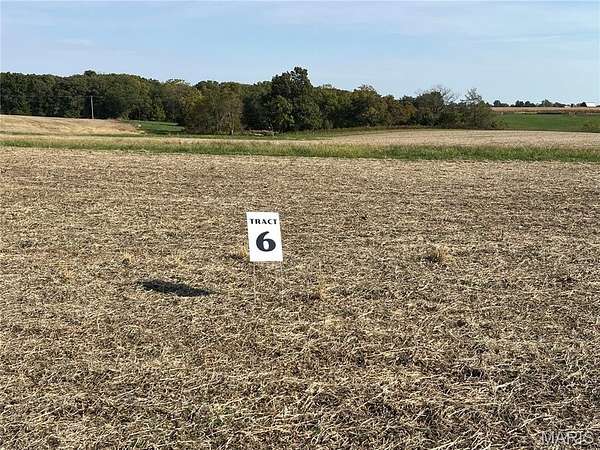 5 Acres of Residential Land for Sale in Bowling Green, Missouri
