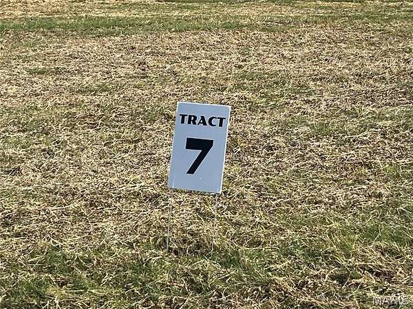 5 Acres of Residential Land for Sale in Bowling Green, Missouri