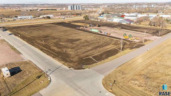 1.27 Acres of Commercial Land for Sale in Dell Rapids, South Dakota