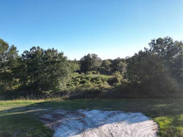 1.25 Acres of Residential Land for Sale in Okeechobee, Florida