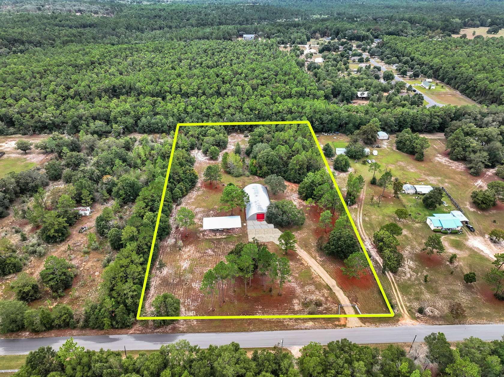 4.47 Acres of Residential Land for Lease in Crestview, Florida