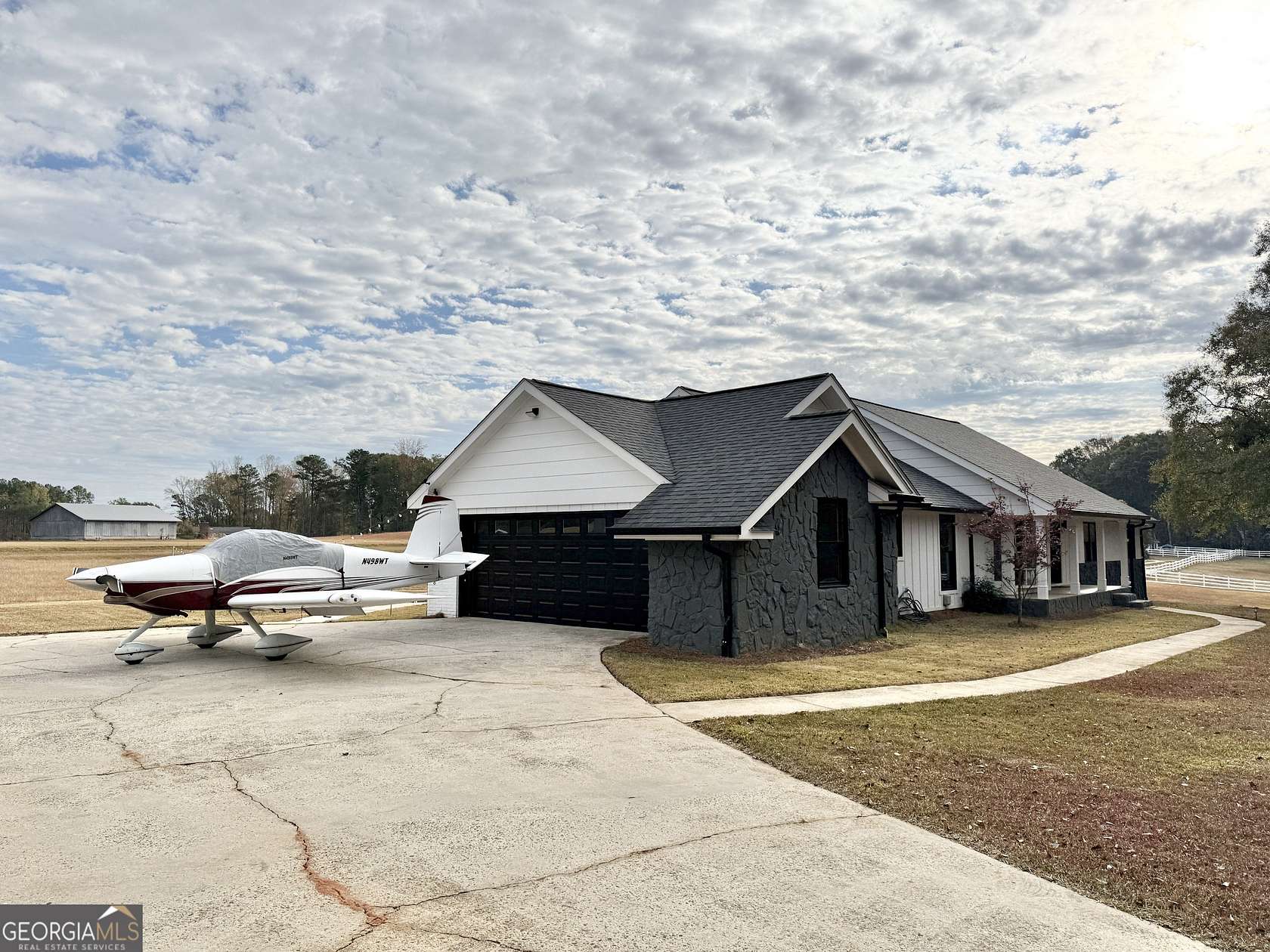 4.4 Acres of Residential Land with Home for Sale in Fayetteville, Georgia