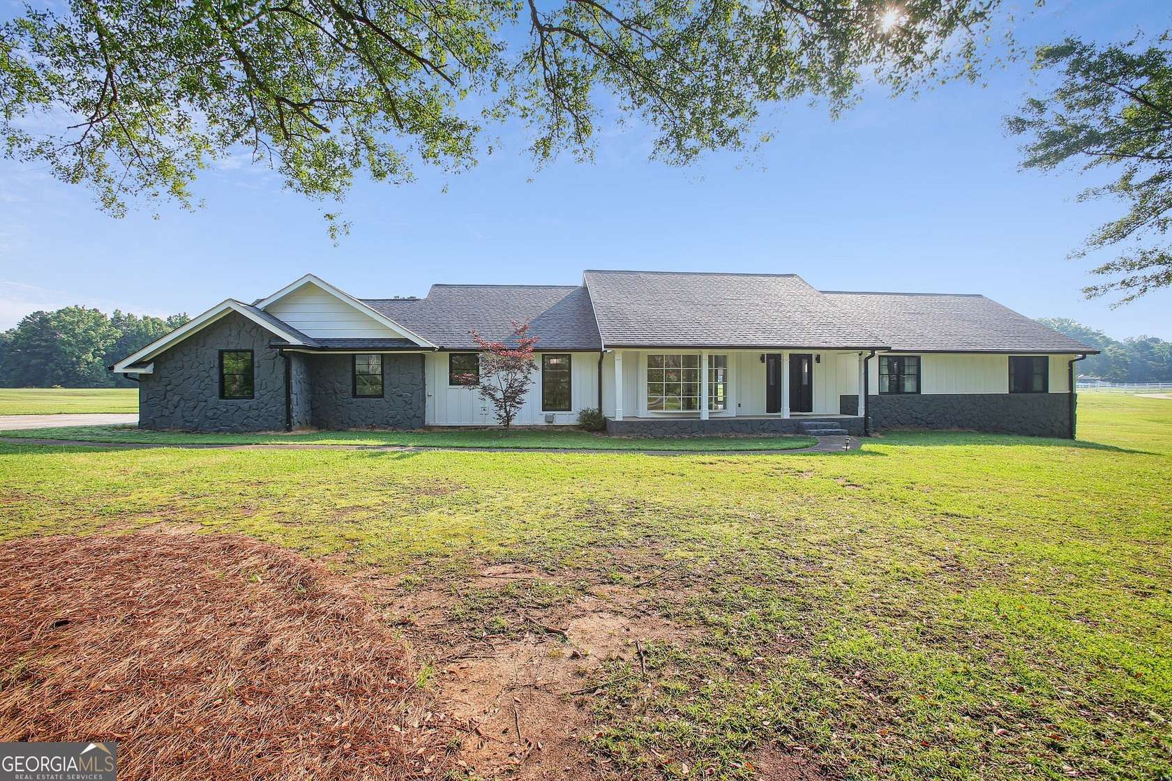 4.4 Acres of Residential Land with Home for Sale in Fayetteville, Georgia