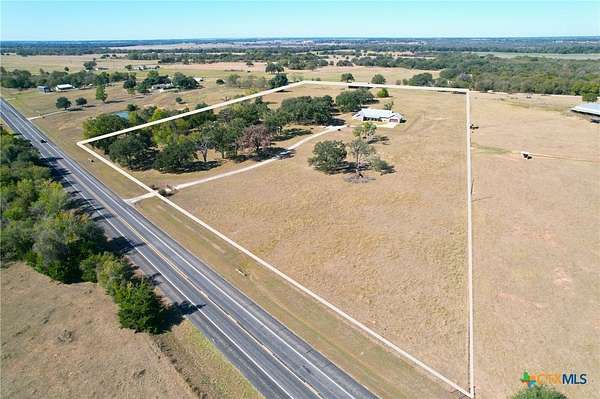 16.5 Acres of Land with Home for Sale in Cameron, Texas