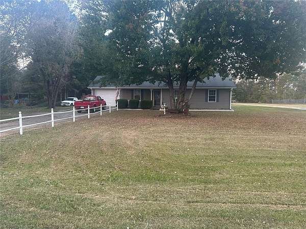 1.89 Acres of Residential Land with Home for Sale in Loganville, Georgia