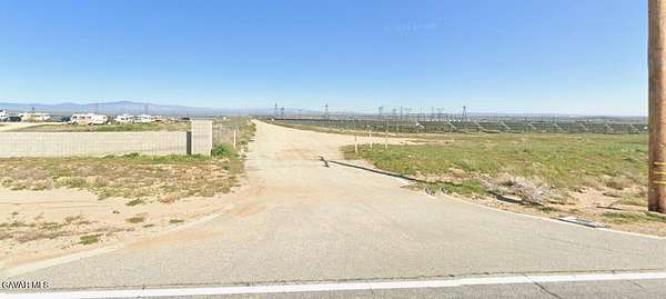 2.5 Acres of Commercial Land for Sale in Del Sur, California