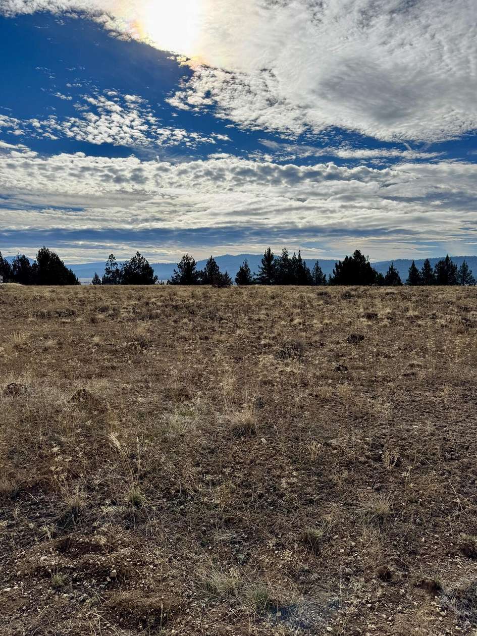 1.7 Acres of Residential Land for Sale in Chiloquin, Oregon