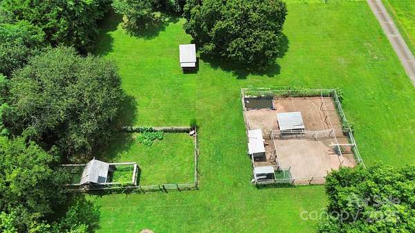 2.35 Acres of Improved Mixed-Use Land for Sale in Charlotte, North Carolina