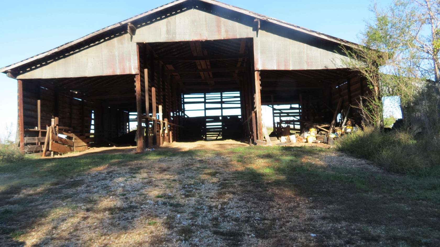 63.7 Acres of Agricultural Land for Sale in Decaturville, Tennessee