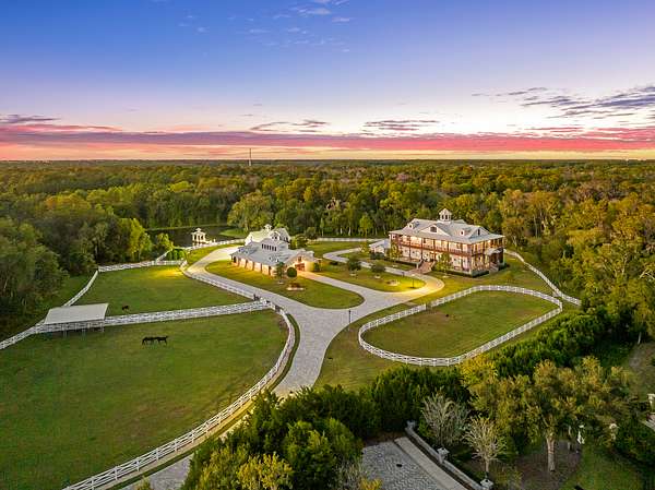 47 Acres of Land with Home for Sale in Tarpon Springs, Florida