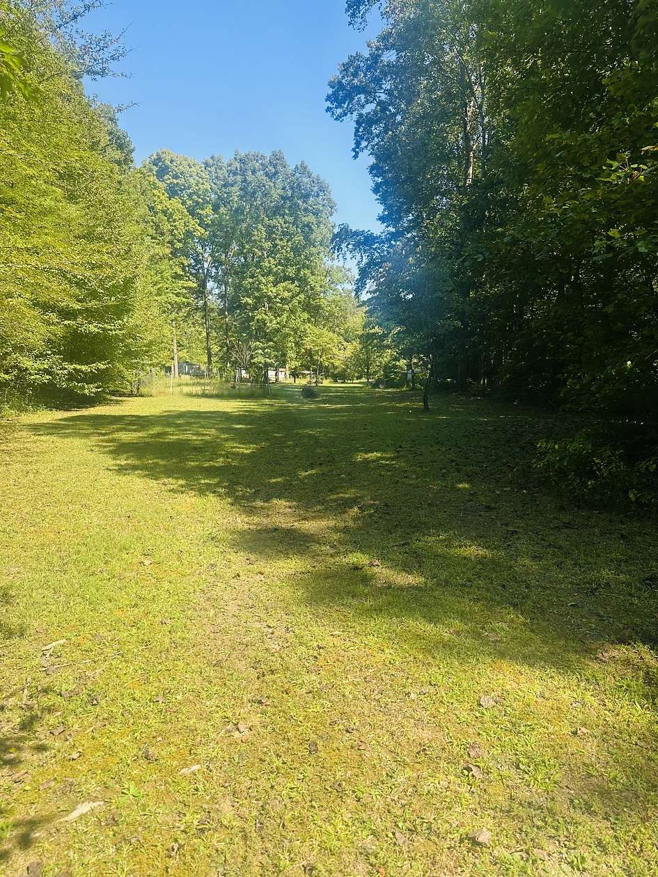 1.44 Acres of Residential Land for Sale in Savannah, Tennessee