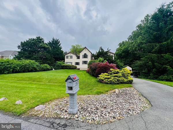 2.24 Acres of Residential Land with Home for Lease in Silver Spring, Maryland