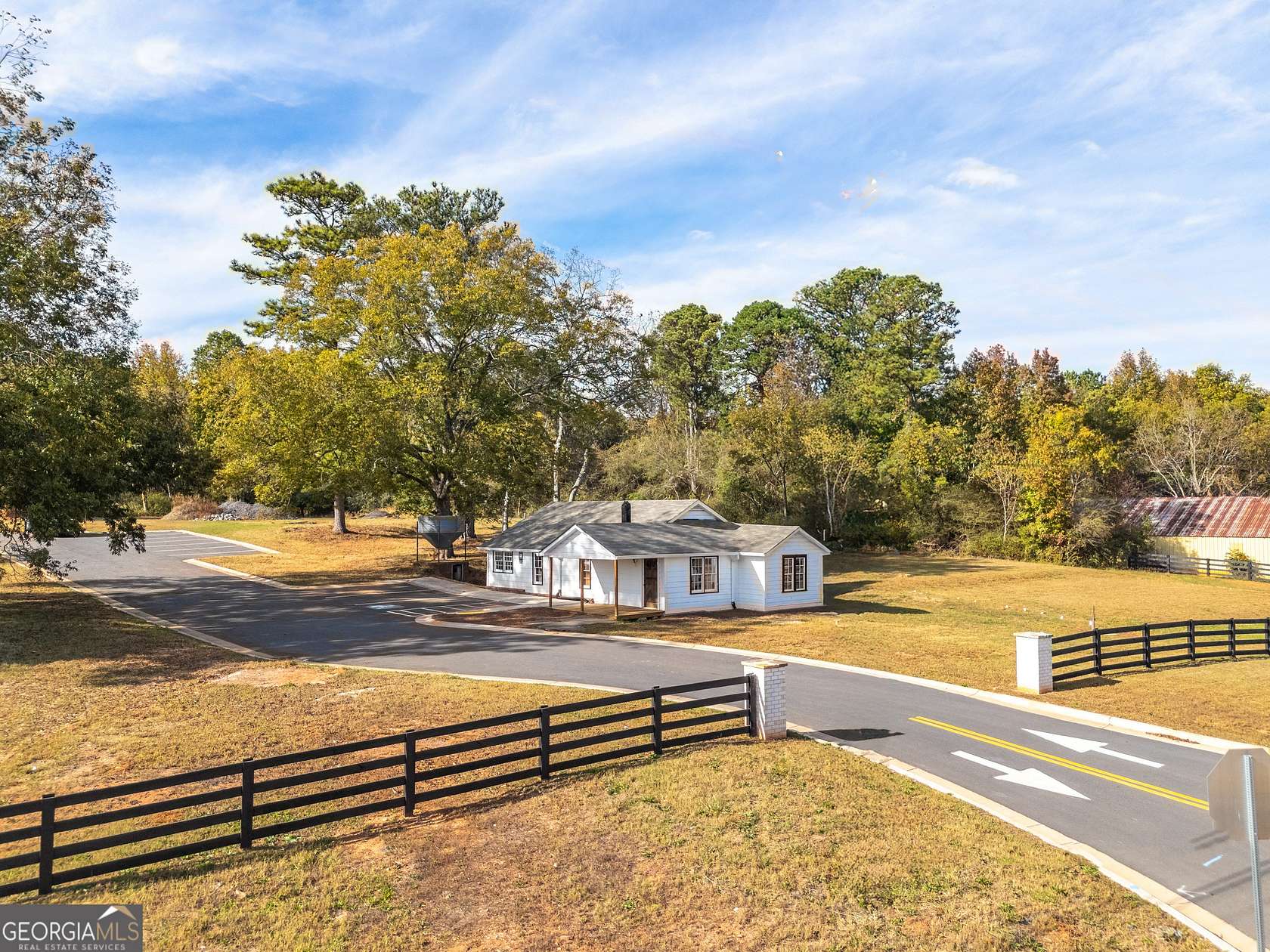 2.78 Acres of Improved Commercial Land for Sale in Cumming, Georgia