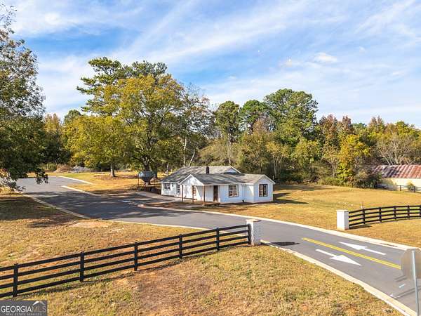 2.78 Acres of Improved Commercial Land for Sale in Cumming, Georgia
