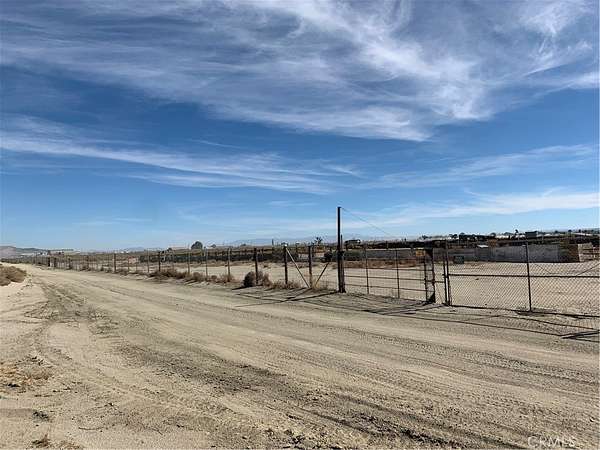 10 Acres of Land for Sale in Adelanto, California