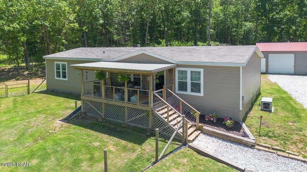 15 Acres of Land with Home for Sale in West Fork, Arkansas