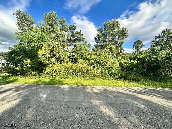 0.5 Acres of Residential Land for Sale in Lehigh Acres, Florida