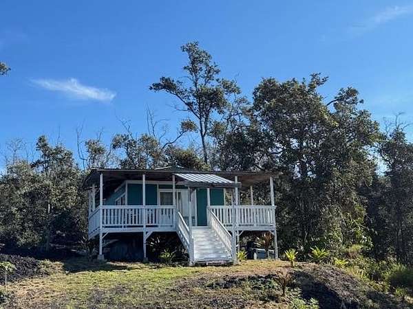 1 Acre of Residential Land with Home for Sale in Hawaiian Ocean View, Hawaii