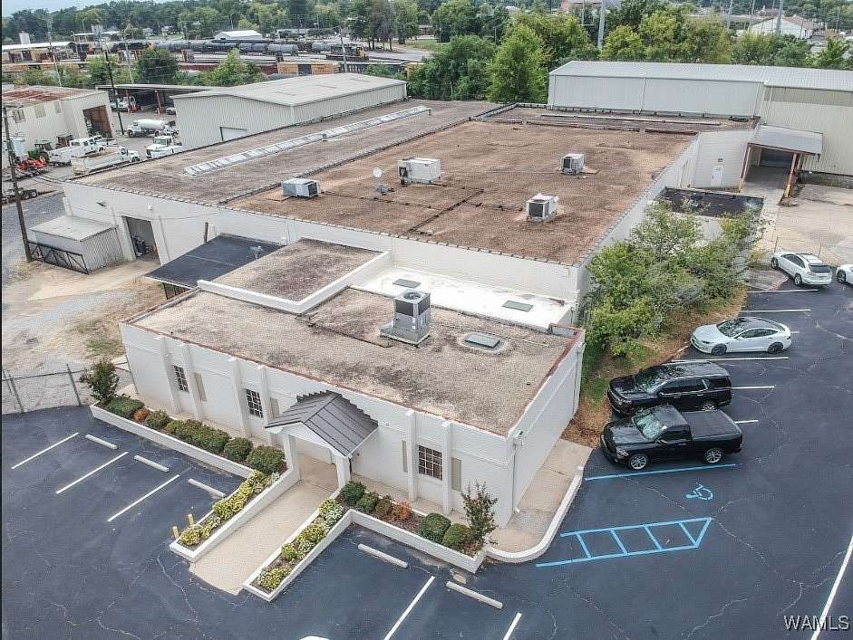 2.6 Acres of Improved Residential Land for Sale in Tuscaloosa, Alabama