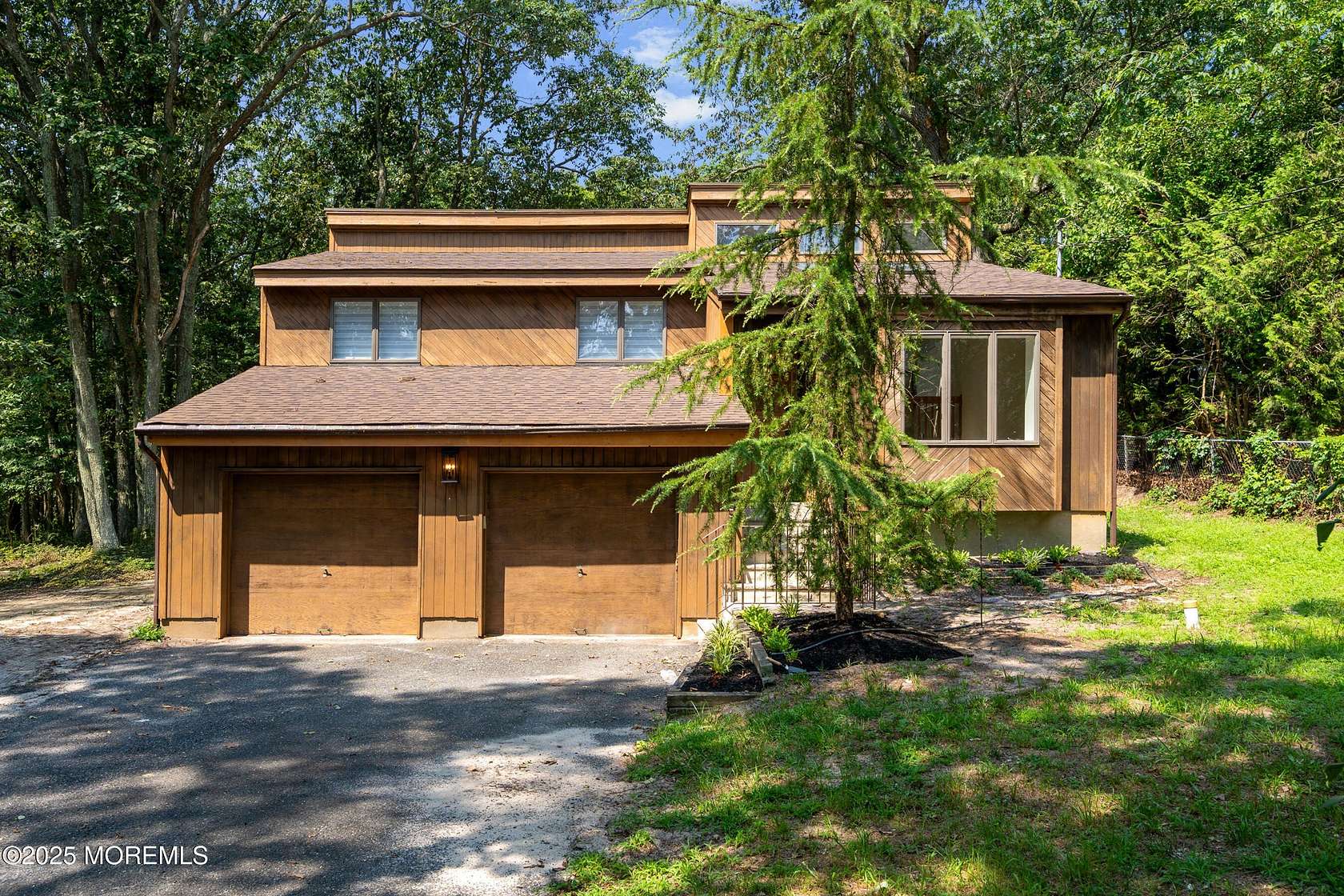 2.1 Acres of Residential Land with Home for Sale in Howell, New Jersey