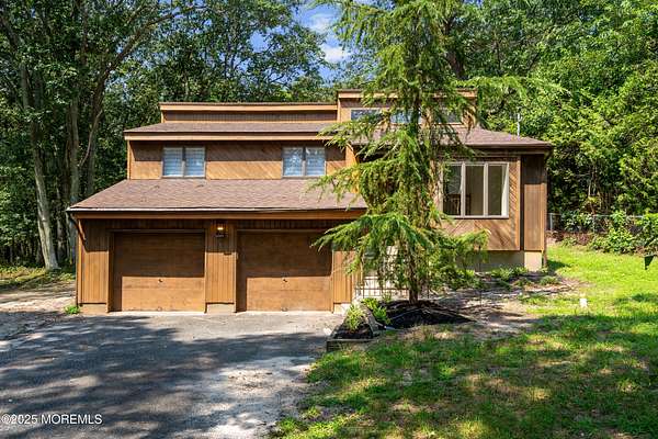 2.1 Acres of Residential Land with Home for Sale in Howell, New Jersey