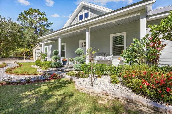 6 Acres of Residential Land with Home for Sale in Williston, Florida