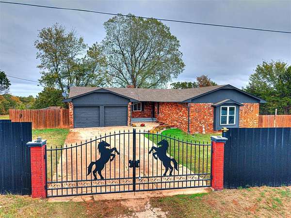 10 Acres of Residential Land with Home for Sale in Lexington, Oklahoma