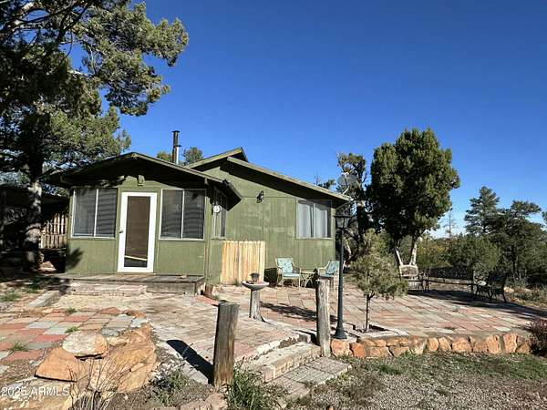 3.53 Acres of Residential Land with Home for Sale in Show Low, Arizona