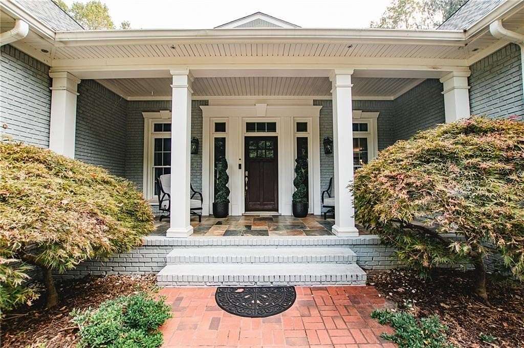 2.64 Acres of Residential Land with Home for Sale in Buford, Georgia