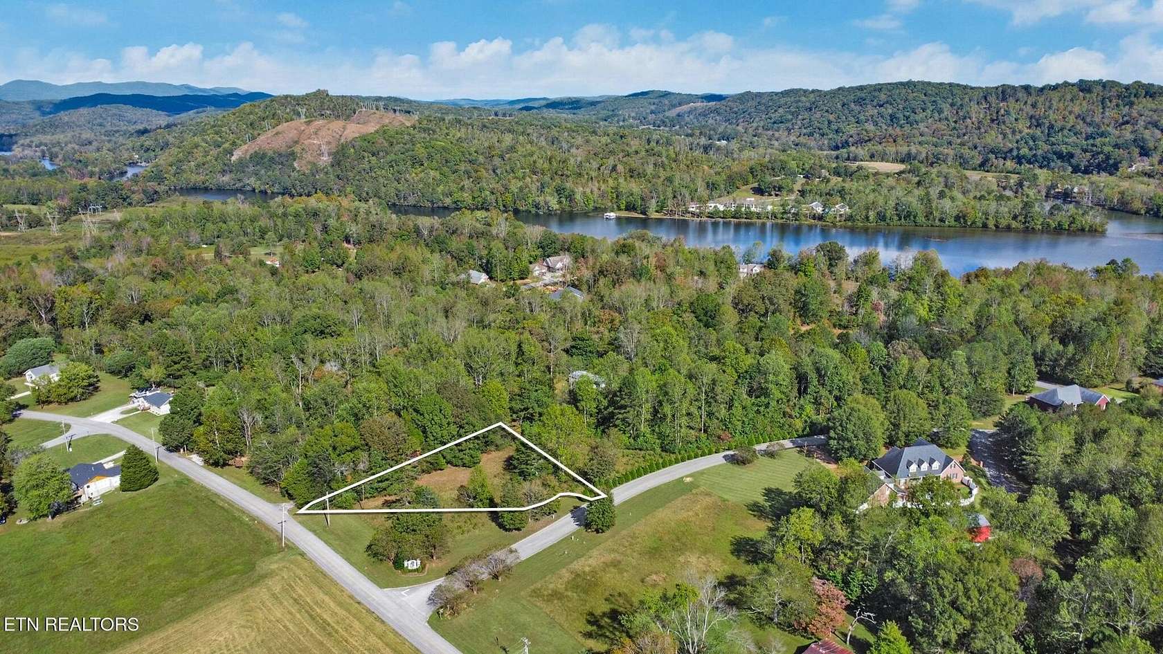 0.61 Acres of Residential Land for Sale in Harriman, Tennessee