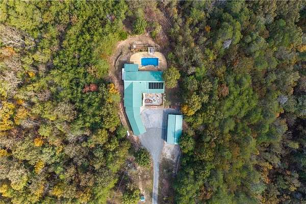 20.3 Acres of Land with Home for Sale in Fairmount, Georgia