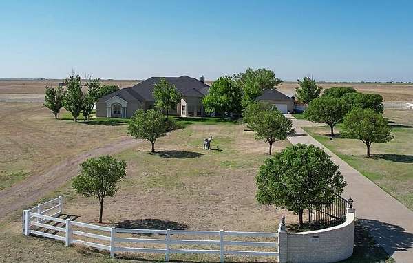 12 Acres of Land with Home for Sale in Amarillo, Texas