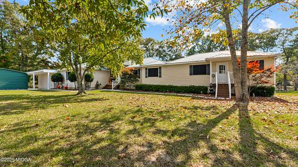 26.1 Acres of Recreational Land with Home for Sale in Macon, Georgia