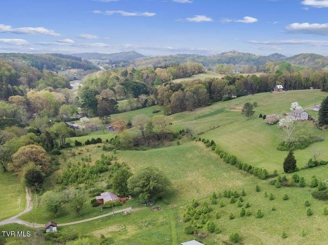 5 Acres of Residential Land for Sale in Surgoinsville, Tennessee