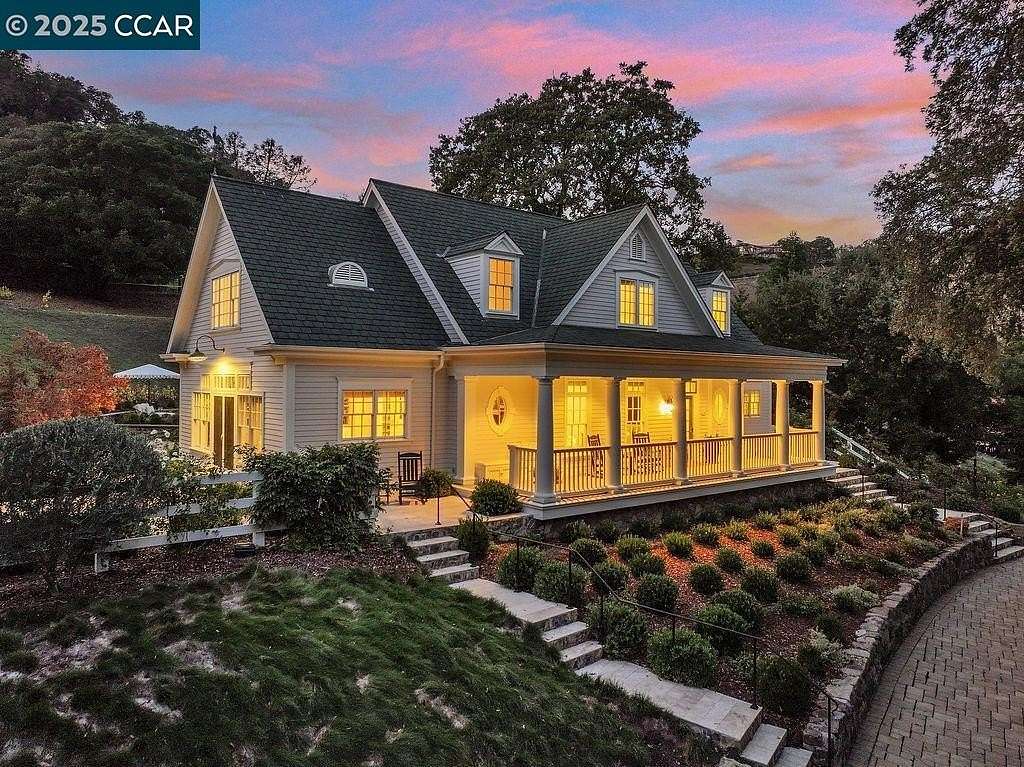 2.45 Acres of Residential Land with Home for Sale in Lafayette, California