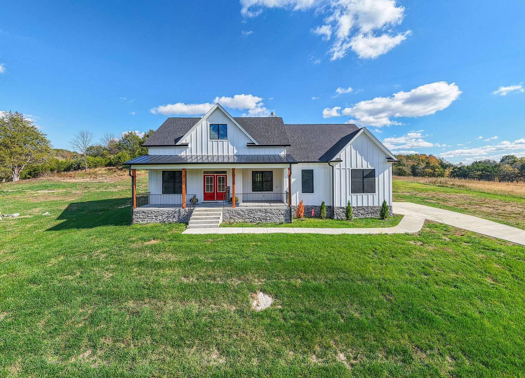 5 Acres of Land with Home for Sale in Lebanon, Tennessee