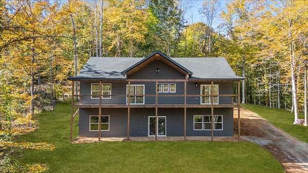 5 Acres of Residential Land with Home for Sale in Vanleer, Tennessee