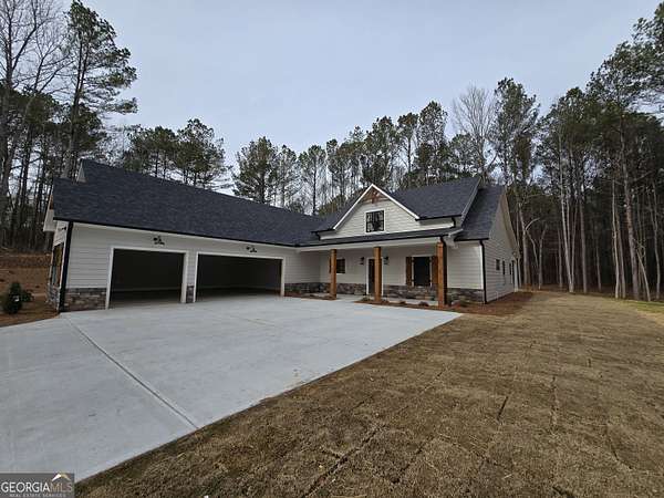 4.45 Acres of Residential Land with Home for Sale in Temple, Georgia