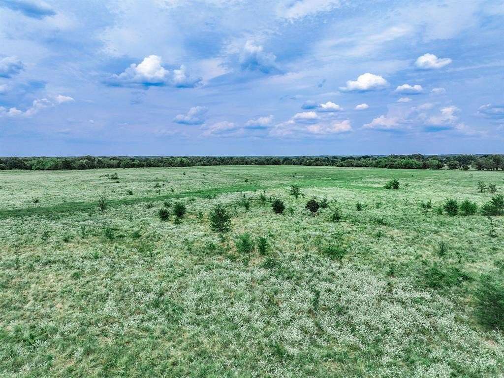 125 Acres of Land for Sale in Talco, Texas