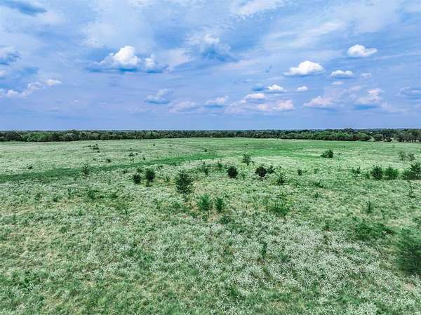 125 Acres of Land for Sale in Talco, Texas