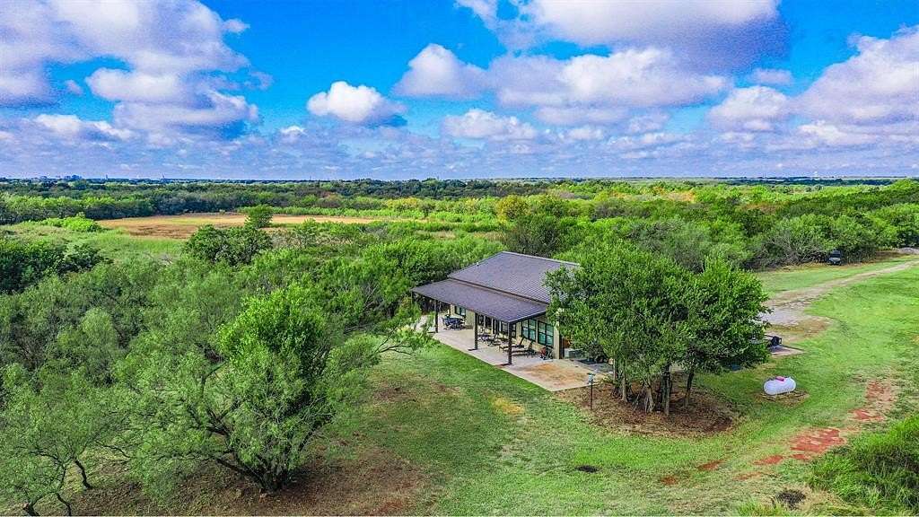 149 Acres of Land with Home for Sale in Wichita Falls, Texas