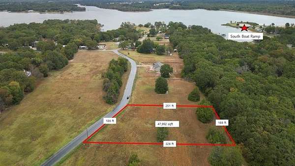 1.1 Acres of Residential Land for Sale in Bonham, Texas