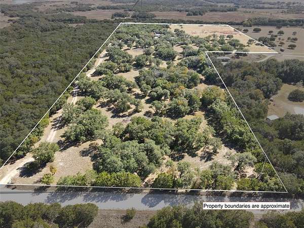 20 Acres of Land with Home for Sale in Morgan, Texas