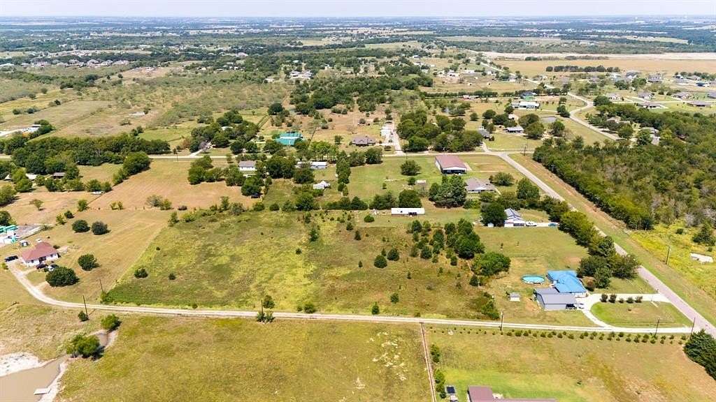 4 Acres of Residential Land for Sale in Royse City, Texas