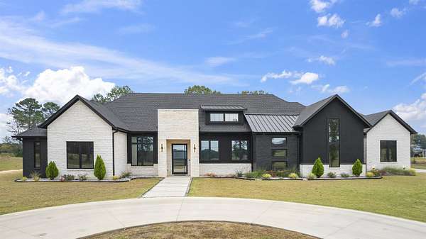 11 Acres of Land with Home for Sale in Hallsville, Texas