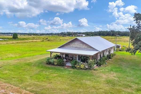 6 Acres of Agricultural Land for Sale in Myakka City, Florida