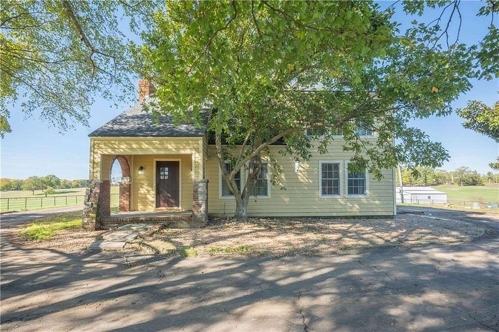 53 Acres of Agricultural Land with Home for Sale in Galena, Kansas