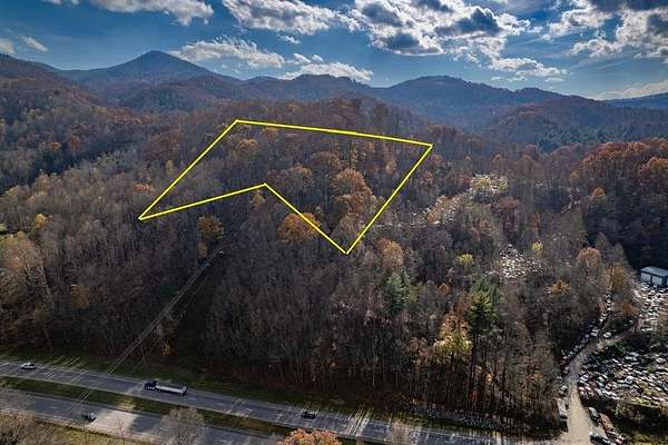 3.1 Acres of Residential Land for Sale in Sylva, North Carolina