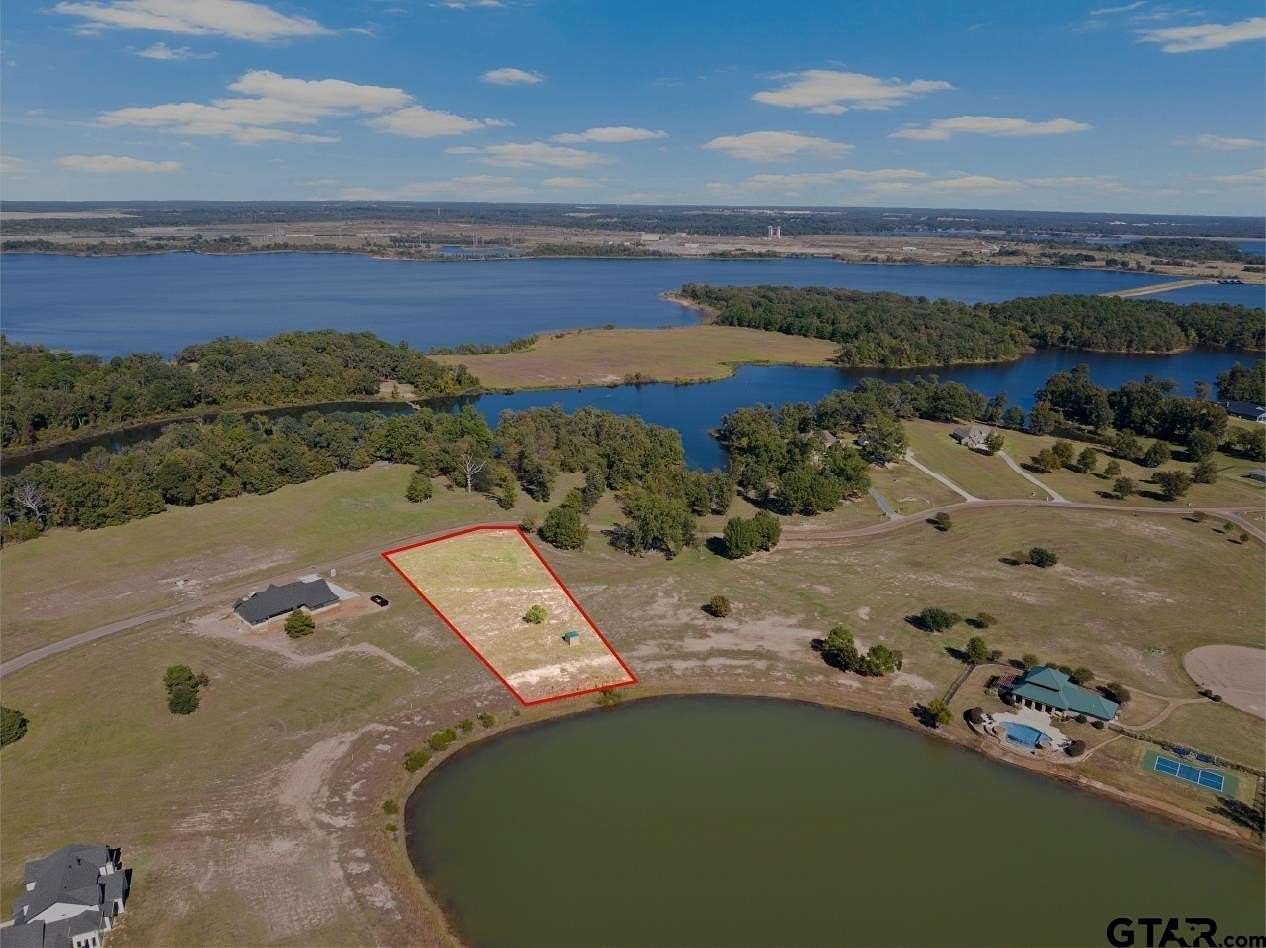 1 Acre of Residential Land for Sale in Mount Pleasant, Texas